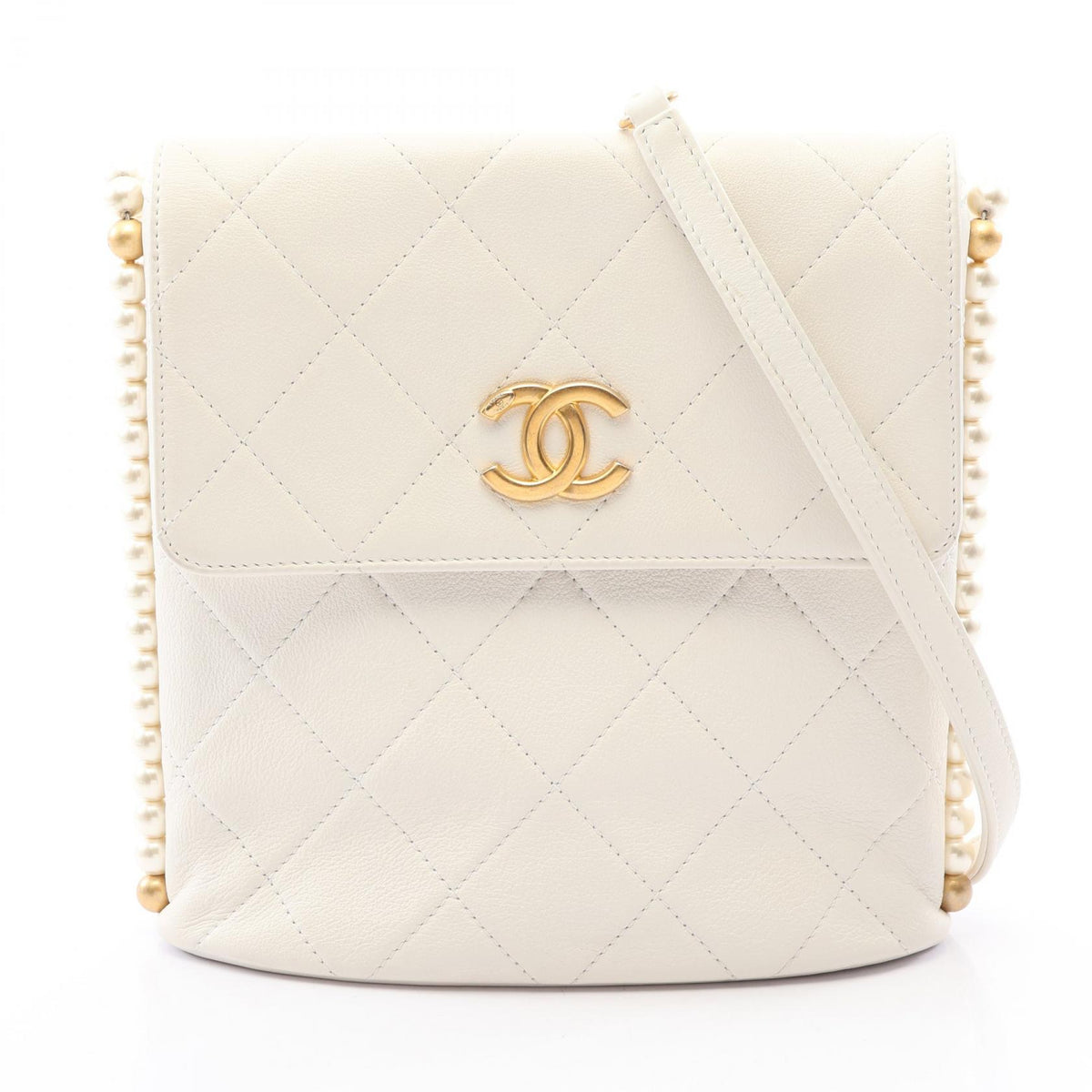 CHANEL Matelassé Faux Pearl Shoulder Bag