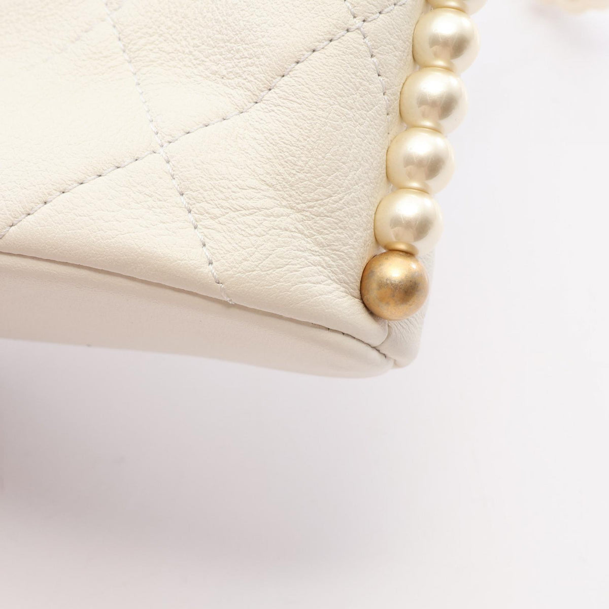 CHANEL Matelassé Faux Pearl Shoulder Bag