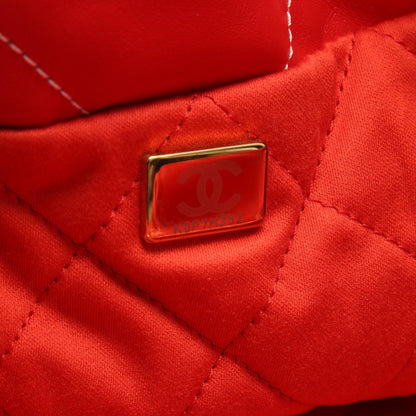 CHANEL Matelasse Chanel 22 Shoulder Bag