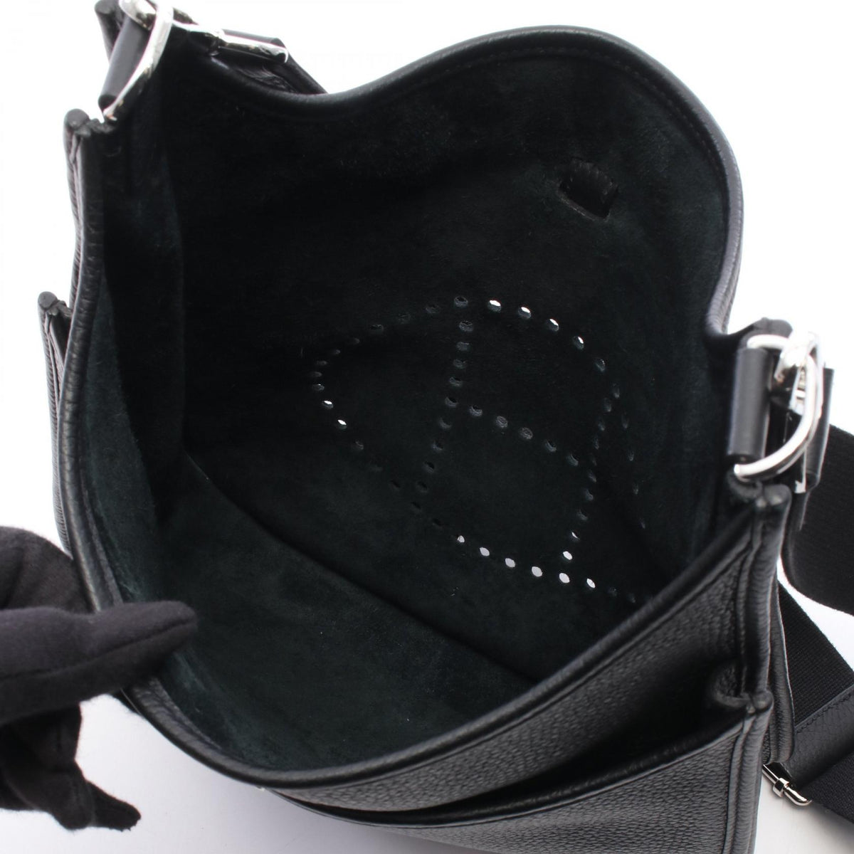 HERMES Evelyne 3 Troi Taurillon Clemence Shoulder Bag