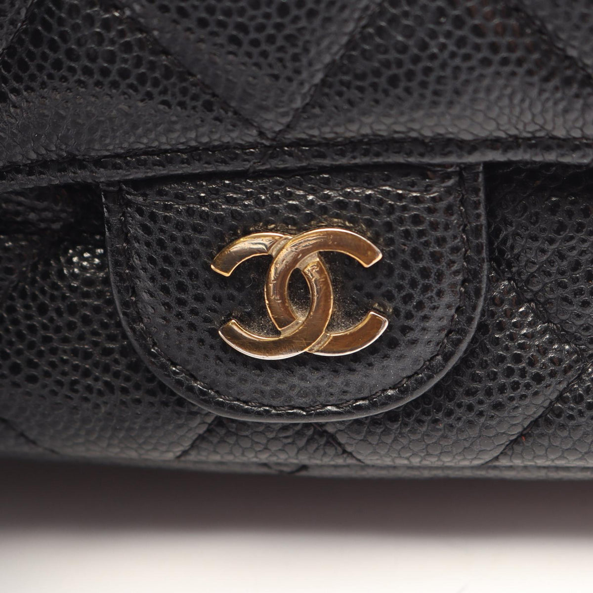 CHANEL Matelasse Caviar Skin Shoulder Bag