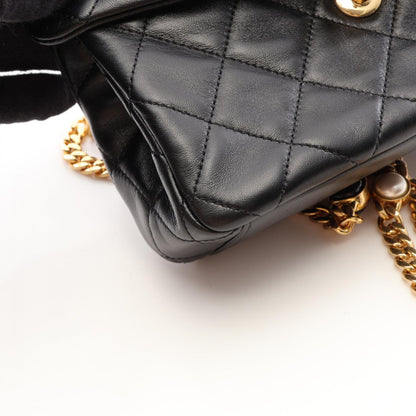 CHANEL Matelasse Lambskin Bag Black
