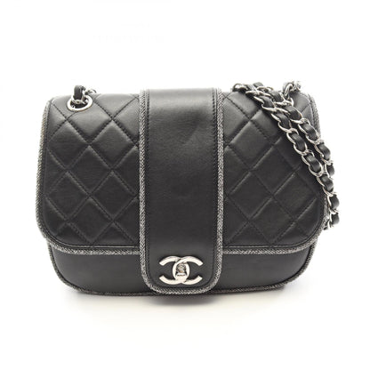 CHANEL Matelasse Lambskin Bag Black