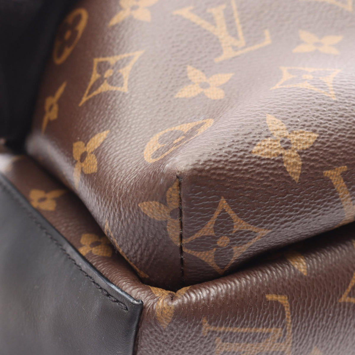 LOUIS VUITTON Discovery PM Monogram Backpack Brown