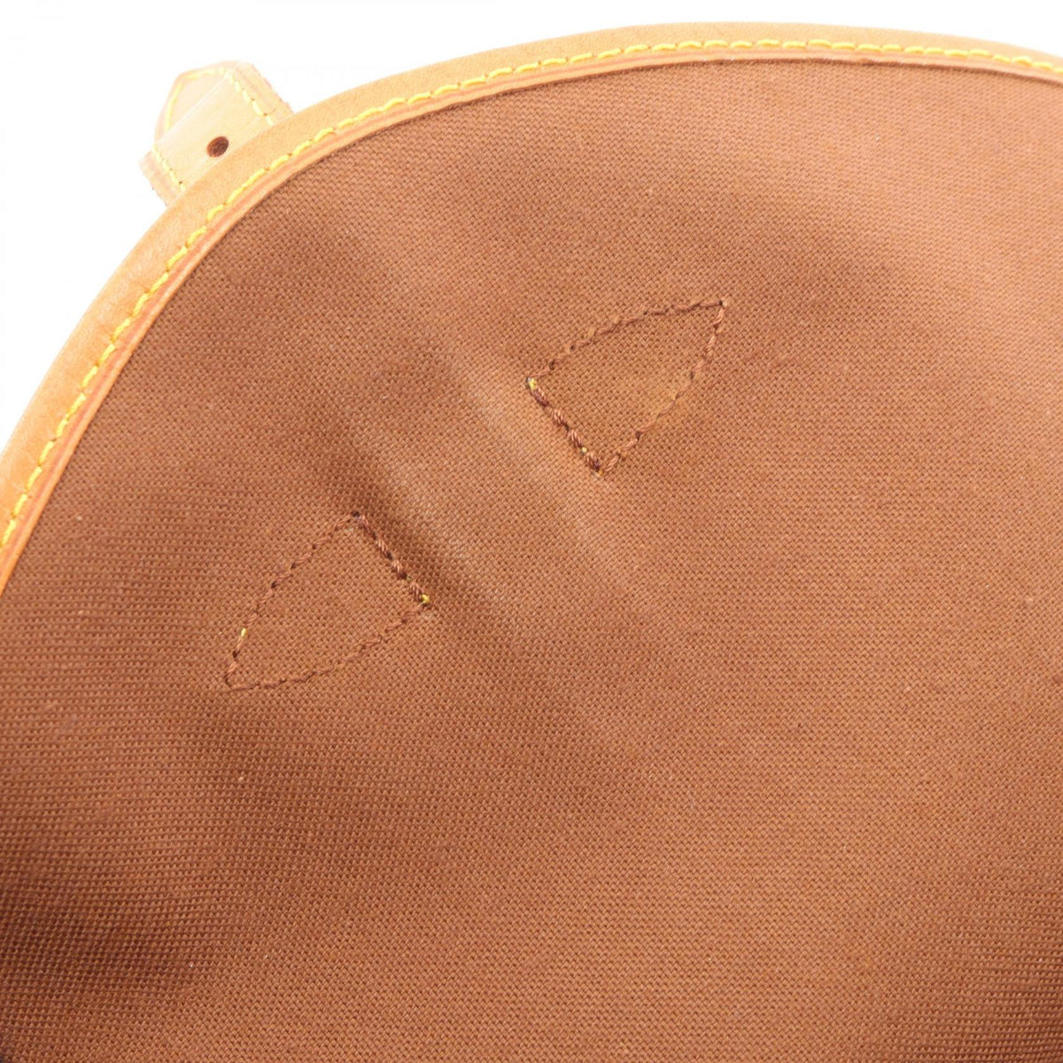 LOUIS VUITTON Saumur 30 Shoulder Bag