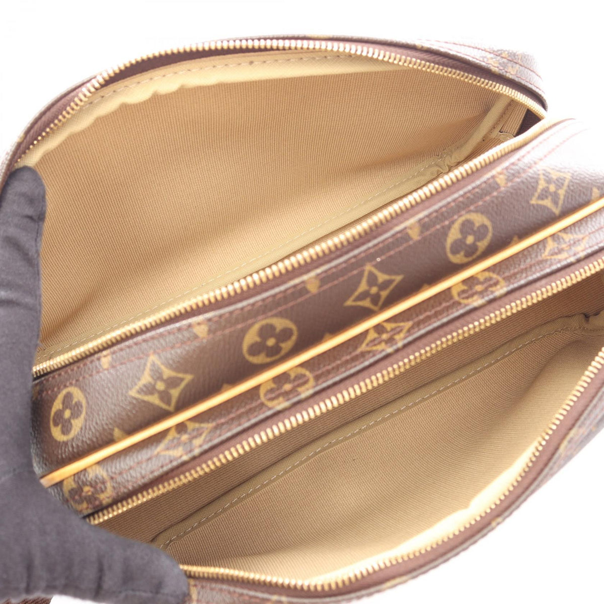 LOUIS VUITTON Reporter PM Bag Brown