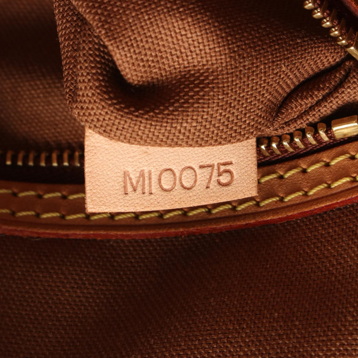 LOUIS VUITTON Monogram Tote Bag