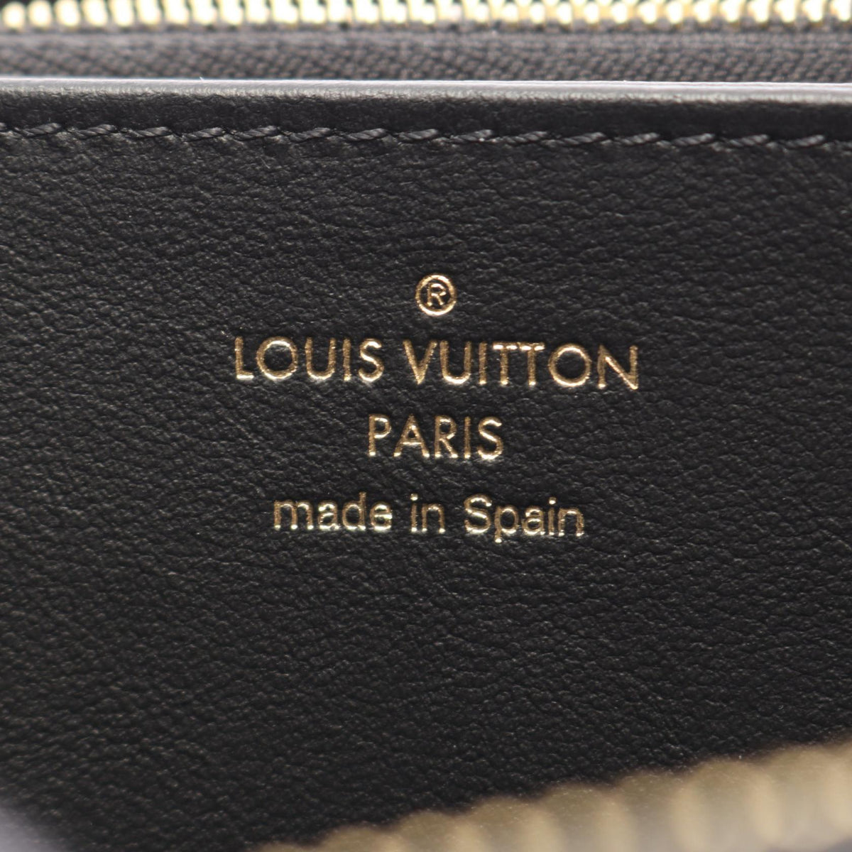 LOUIS VUITTON Zippy Monogram Wallet Black