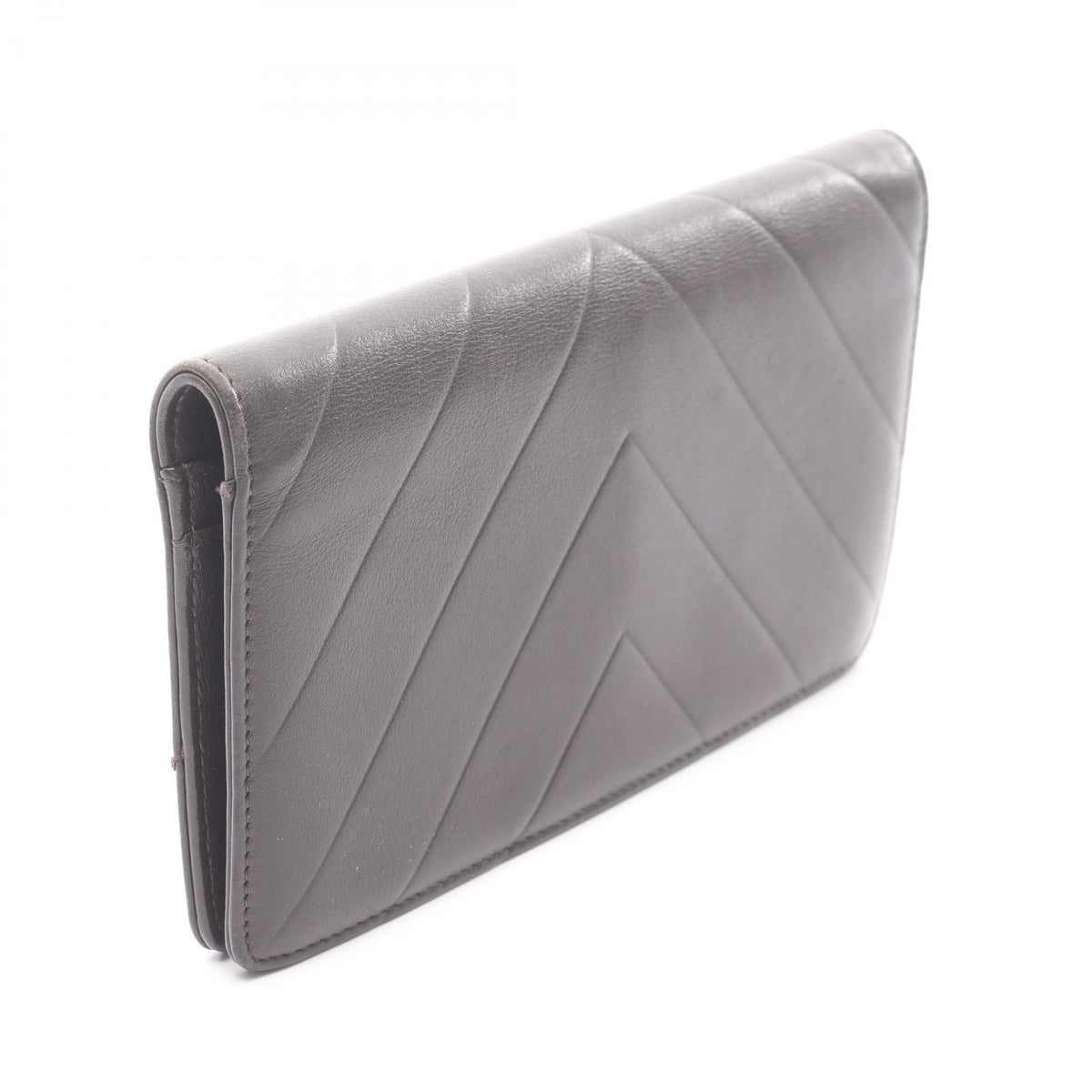 CHANEL Chevron V-Stitch Long Wallet