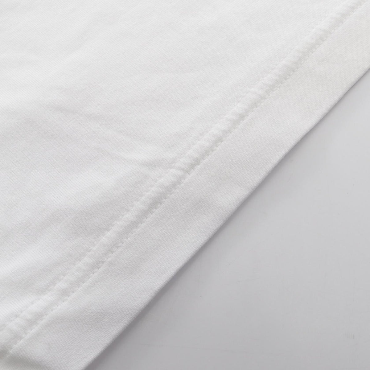 BURBERRY Logo Embroidered T-Shirt White Size M