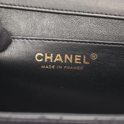 CHANEL Matelasse Patent Leather Bag Black