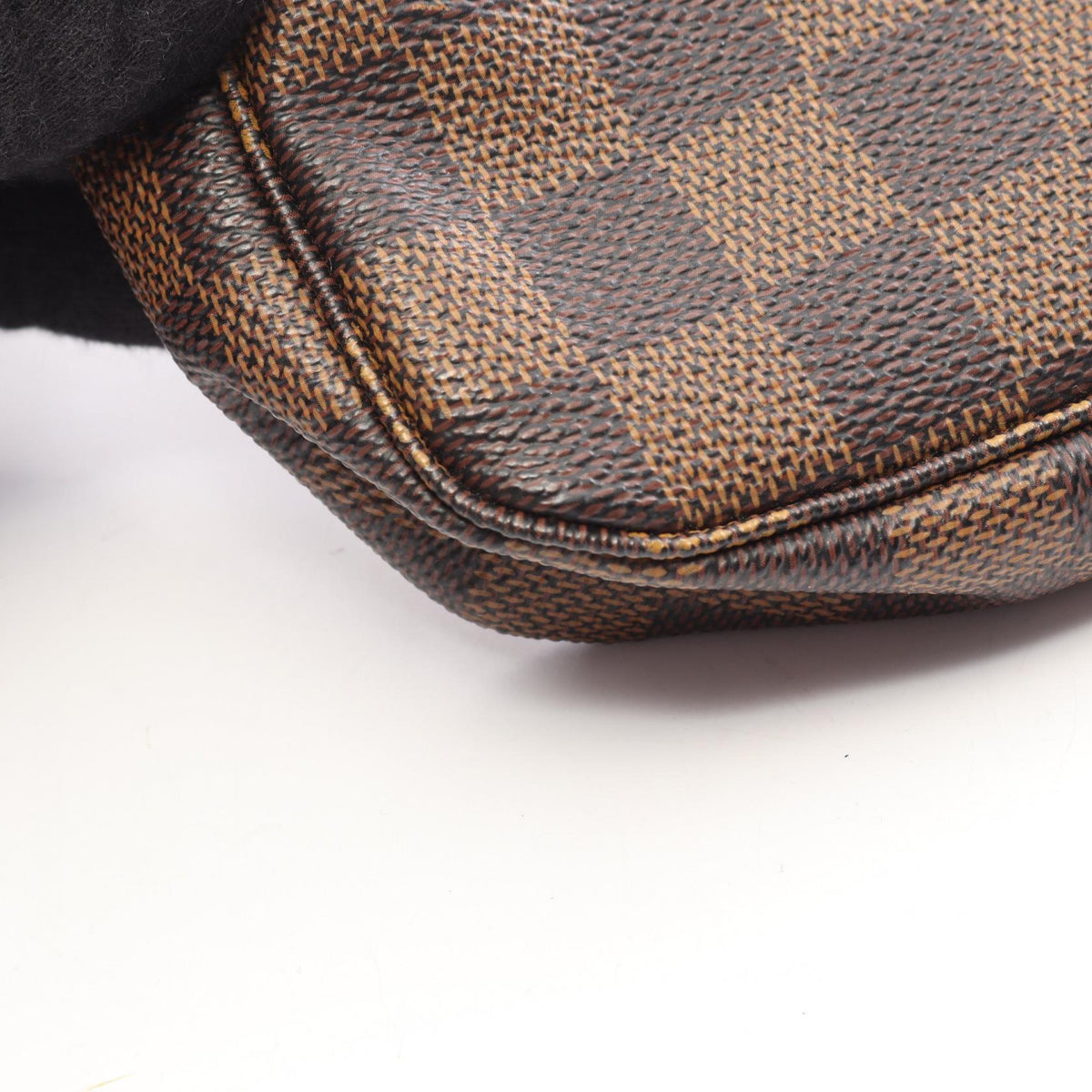 LOUIS VUITTON Pochette Ebene Bag