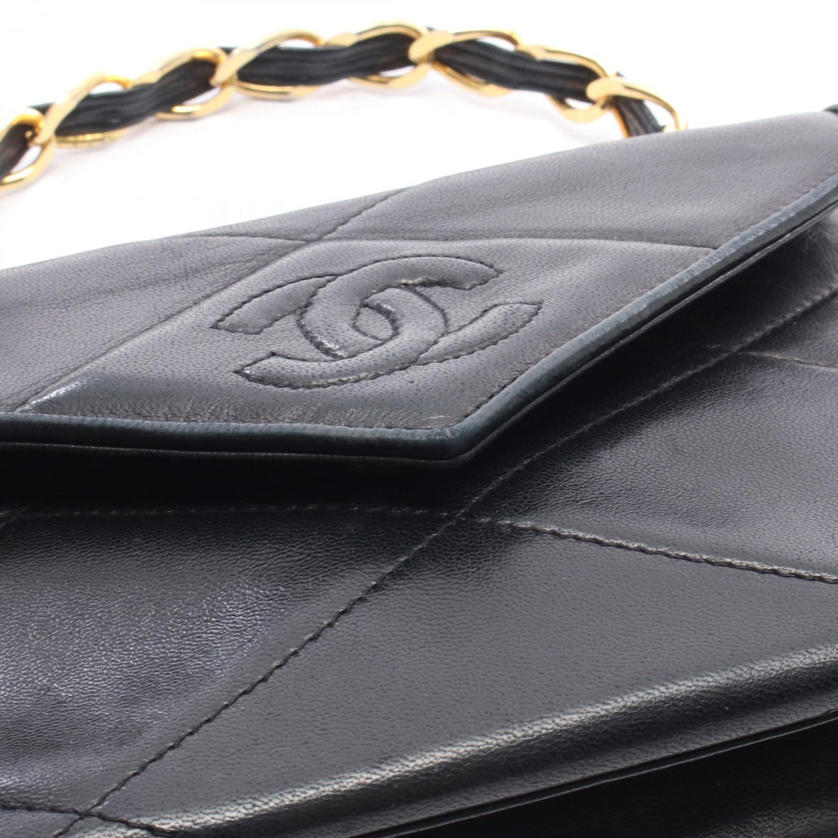 CHANEL CC Mark Diamond Stitch Handle Bag