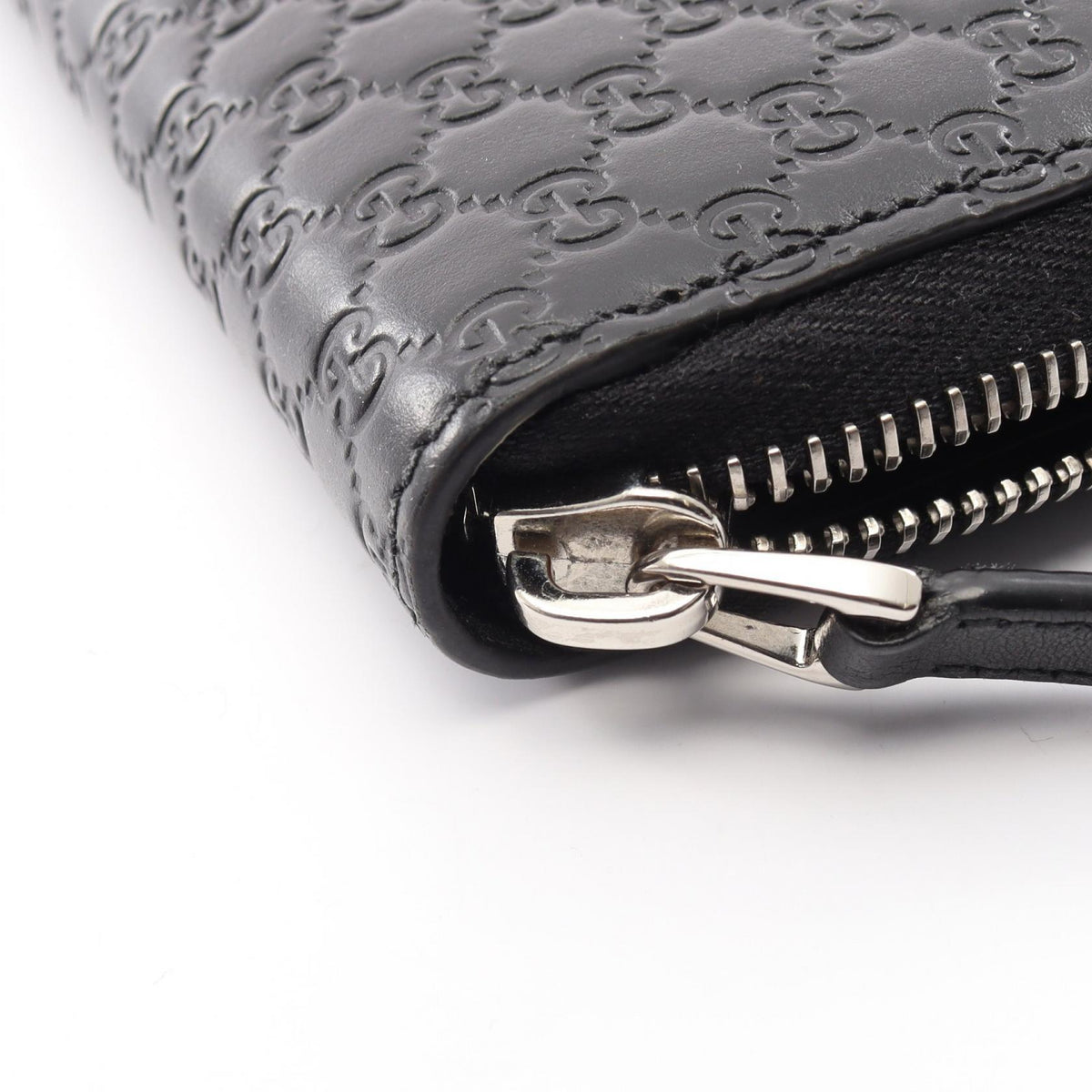 GUCCI Microguccissima Round Wallet Black