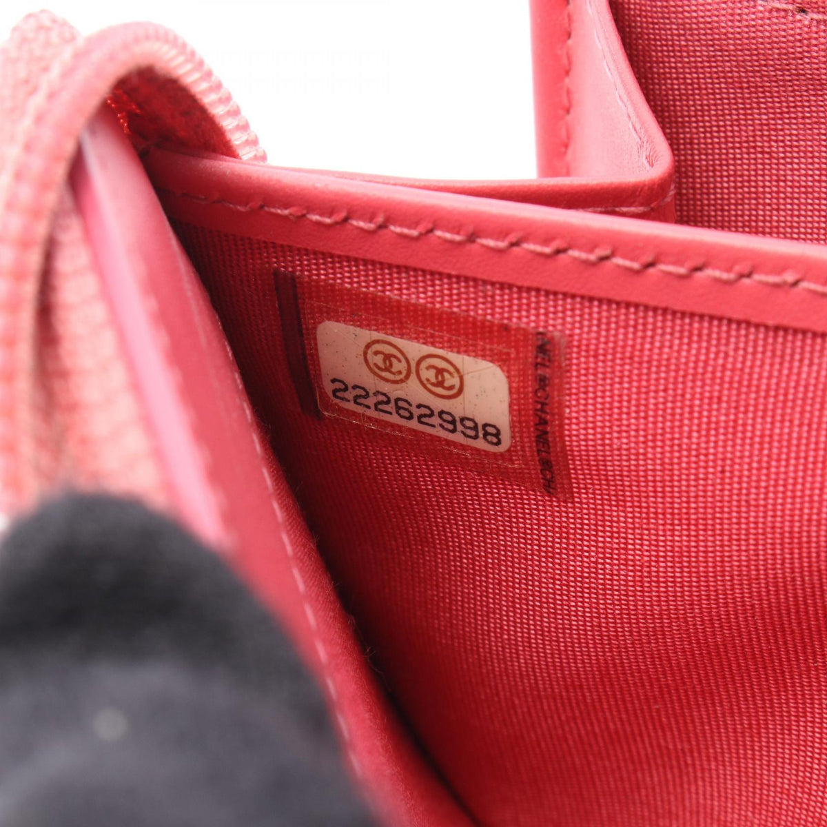 CHANEL Coco Mark Caviar Skin Around Wallet