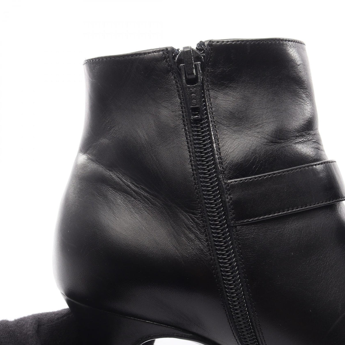 Salvatore Ferragamo Gancini Leather Boots Black Size US 5