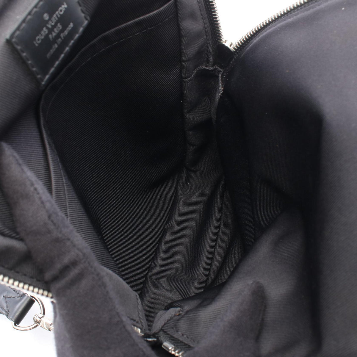 LOUIS VUITTON Damier Graphite Avenue Sling Bag Black
