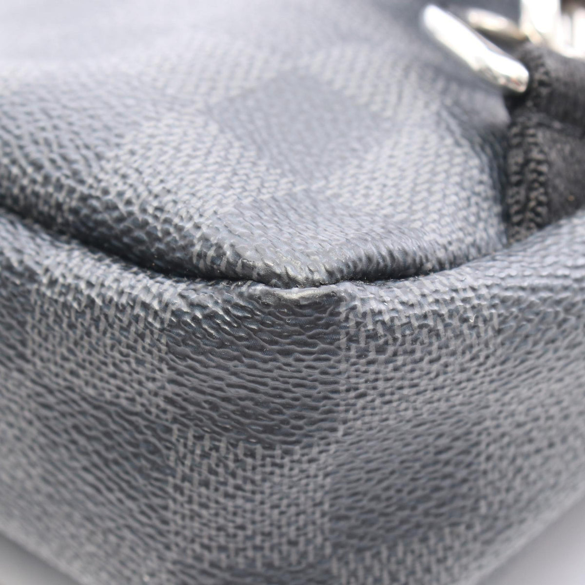 LOUIS VUITTON Damier Graphite Avenue Sling Bag Black