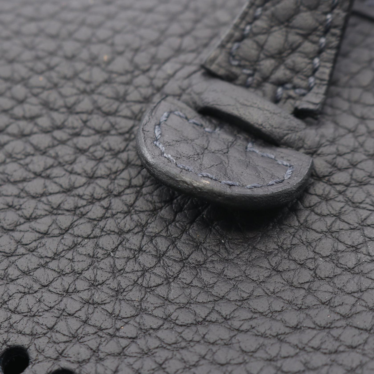 HERMES Evelyne TPM Taurillon Navy Gold Shoulder Bag