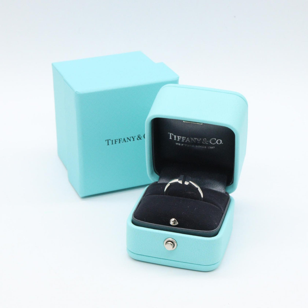 TIFFANY&CO T Wire K18WG Ring Size JP 9