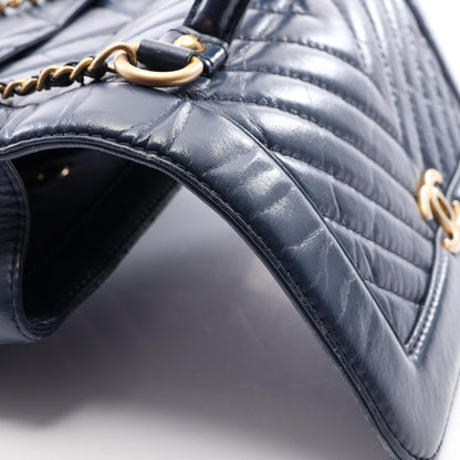 CHANEL Chevron V-Stitch Top Shoulder Bag