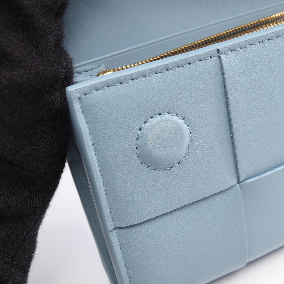 BOTTEGA VENETA Cassette Maxi Wallet Blue