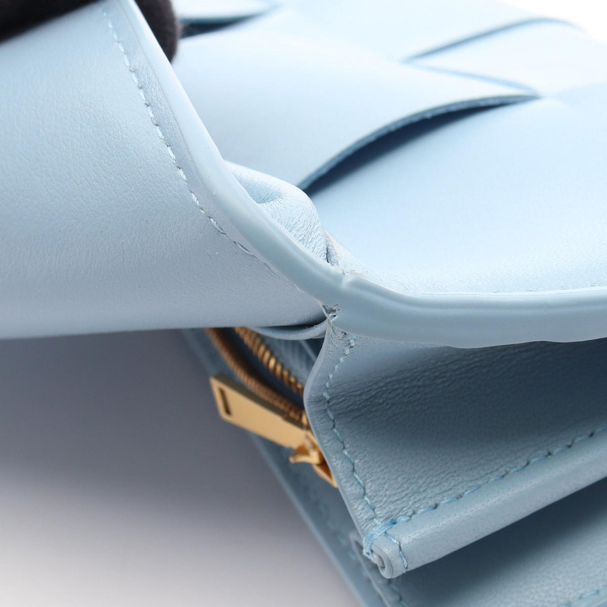 BOTTEGA VENETA Cassette Maxi Wallet Blue