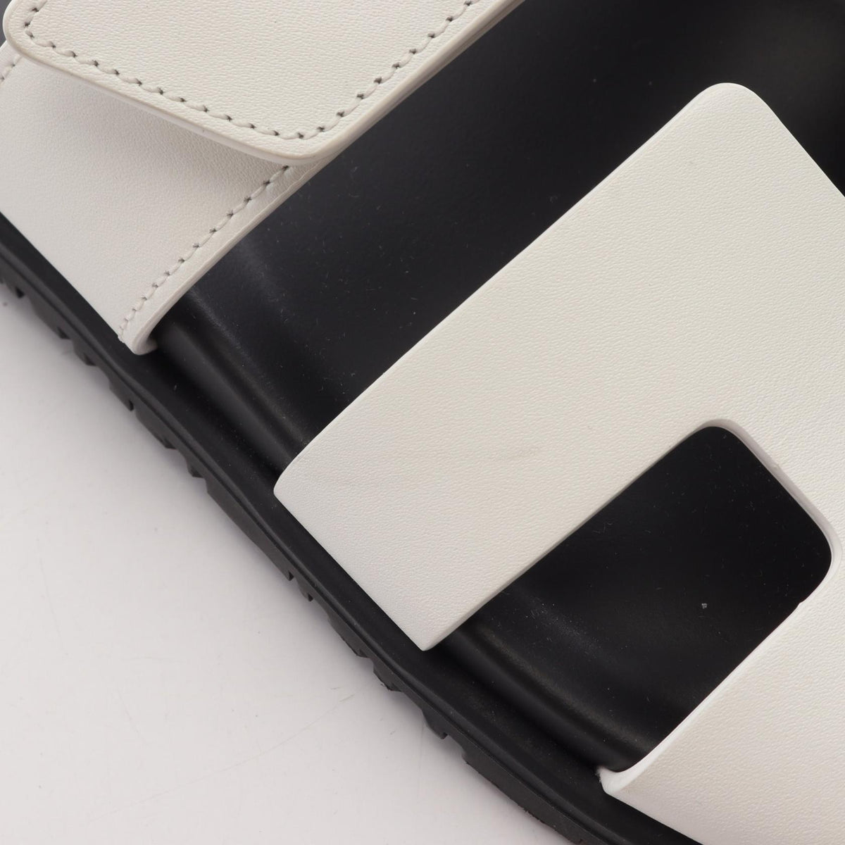 HERMES Chypre Leather Sandals White Size 35