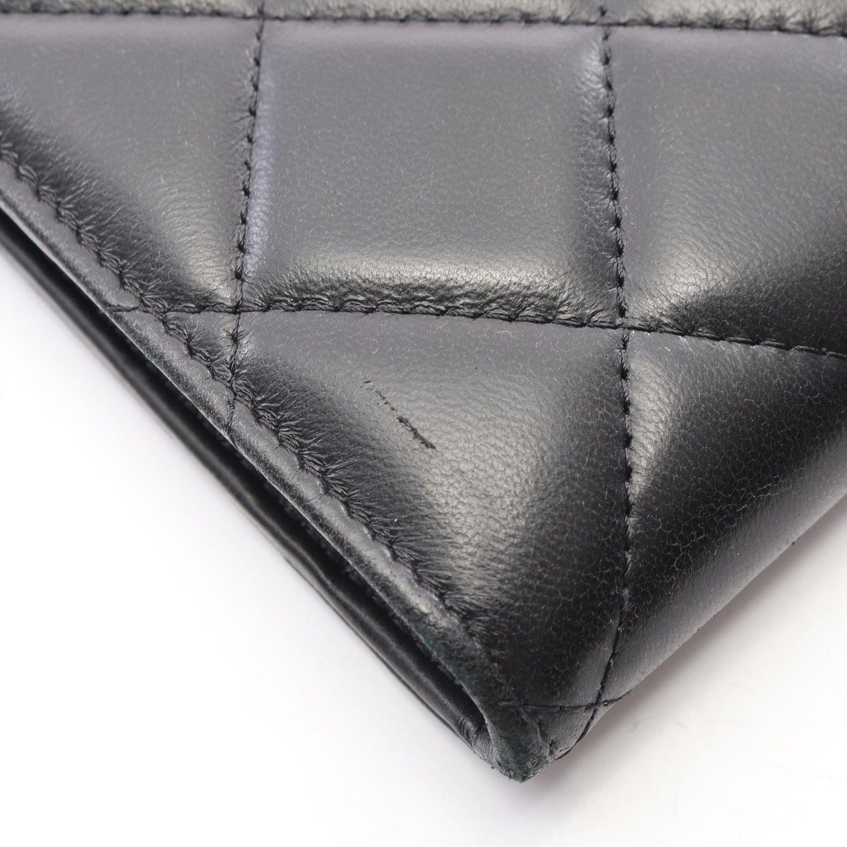CHANEL Matelasse Lambskin Shoulder Bag Black