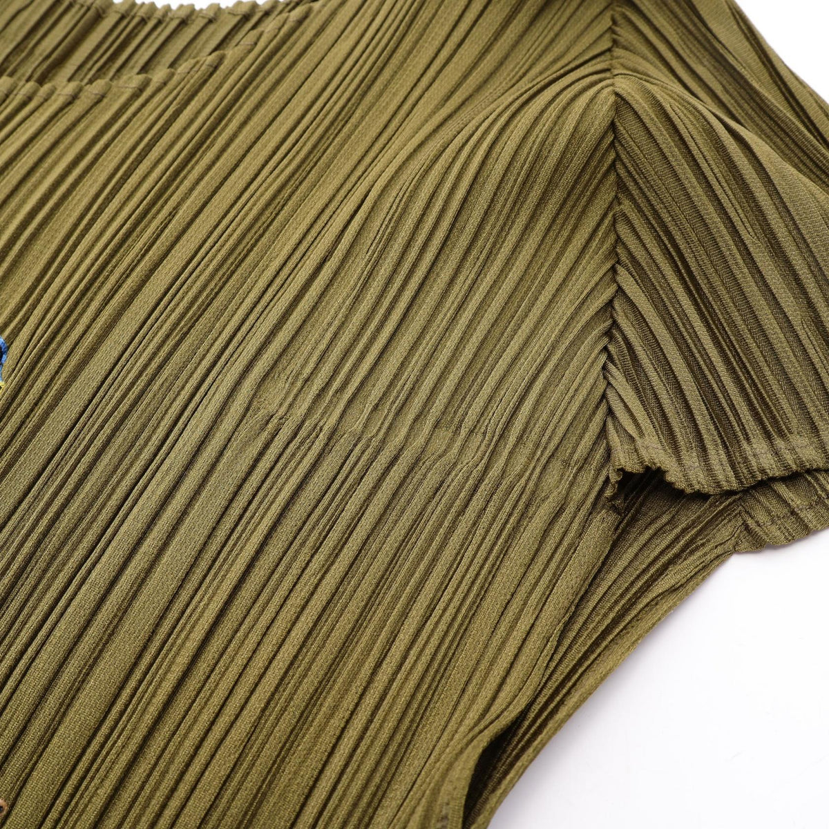 PLEATS PLEASE Pleated Embroidered T-Shirt Size 4