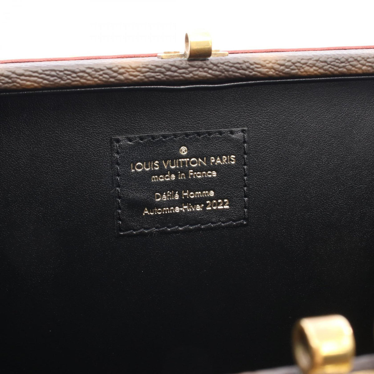 LOUIS VUITTON Monogram Wavy Shoulder Bag