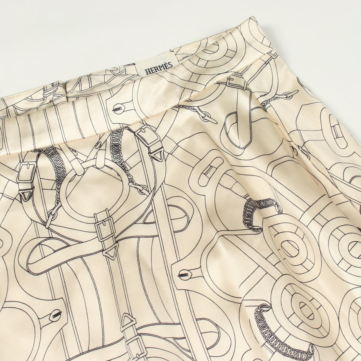 HERMES Eperon d'Or Silk Midi Skirt Beige Size 36