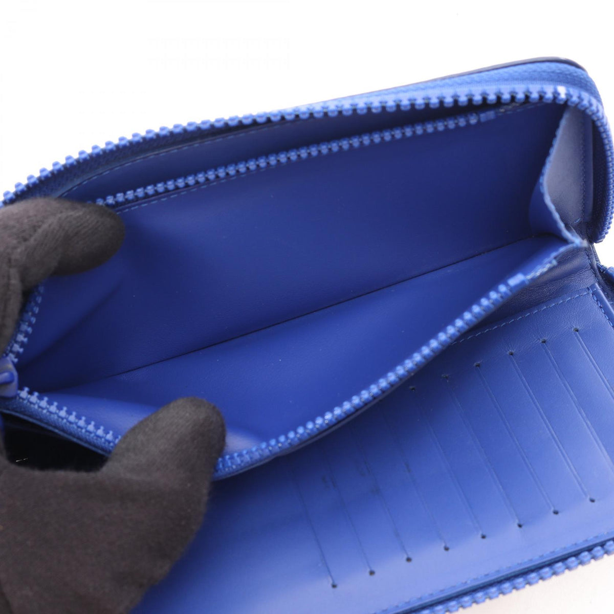 LOUIS VUITTON Zippy Wallet Vertical Taurillon Blue