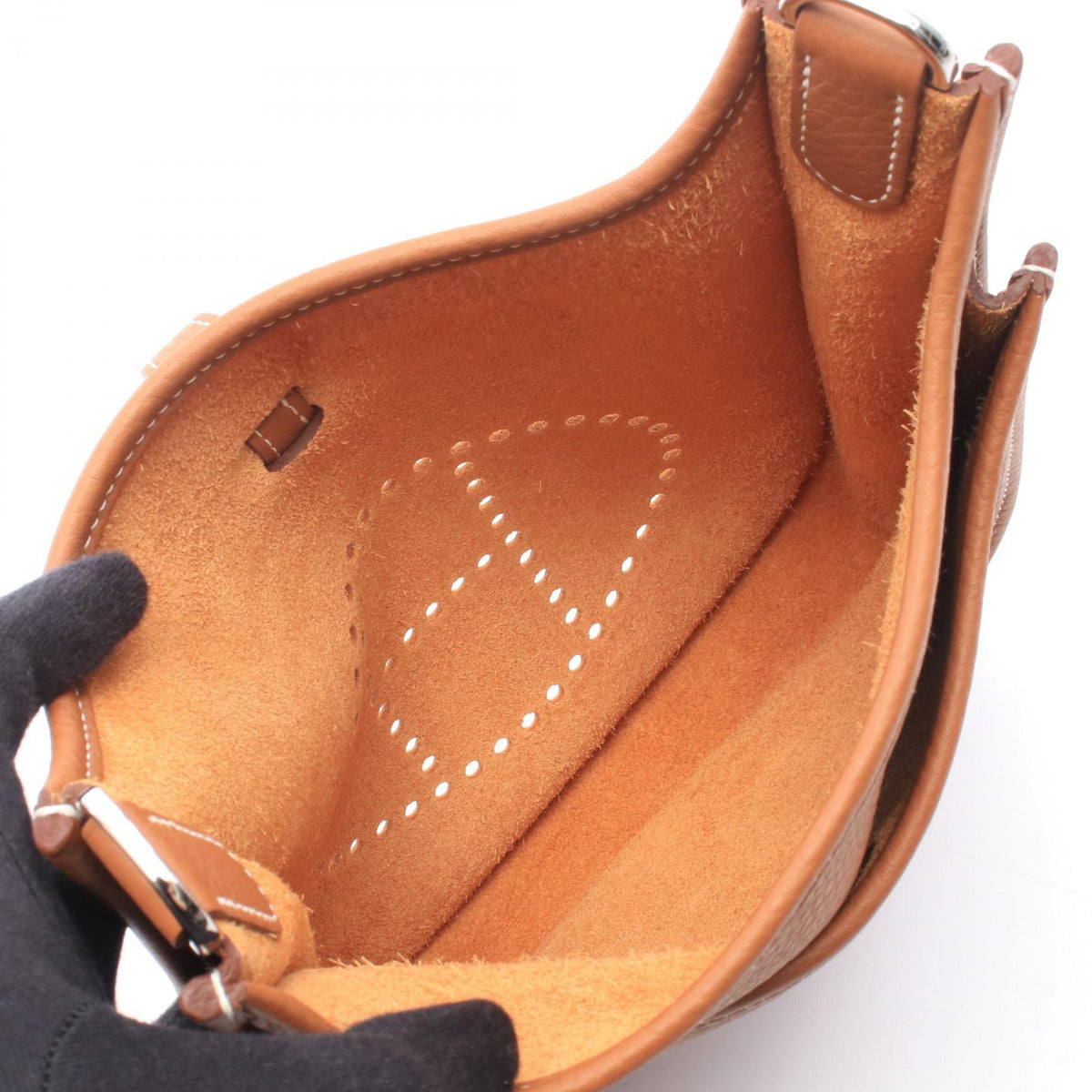 HERMES Evelyne 23 Gold Shoulder Bag