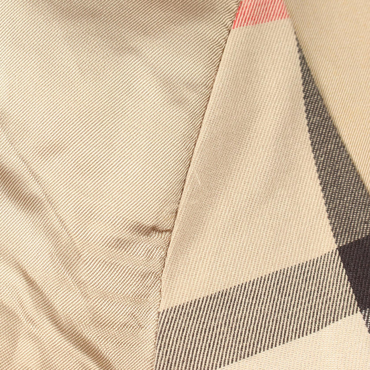BURBERRY THE WILTSHIRE Nova Check Trench Coat Size 44