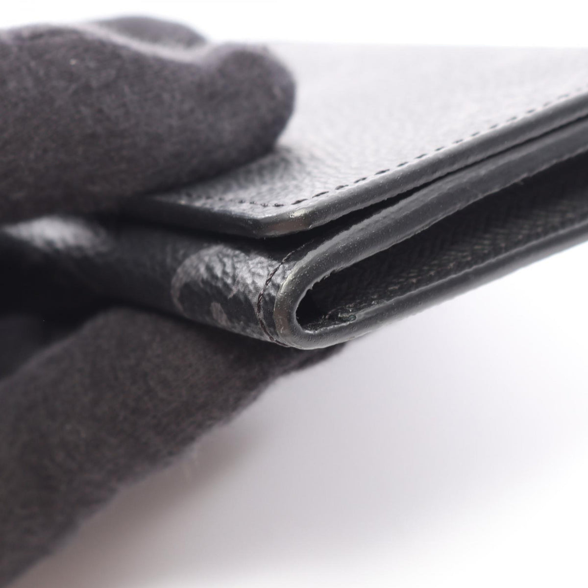 LOUIS VUITTON Monogram Eclipse Enveloppe Card Case Black