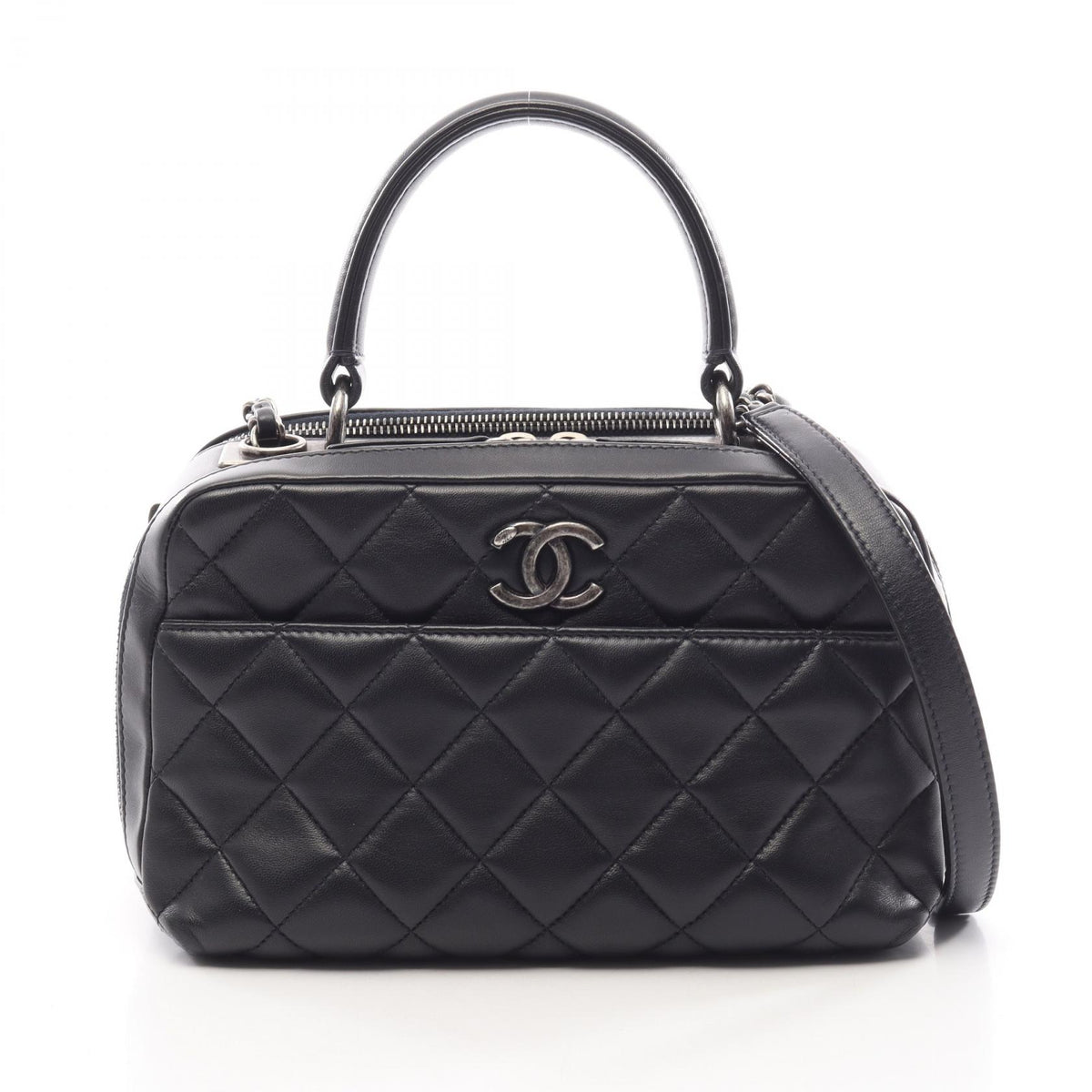 CHANEL Matelasse Lambskin Shoulder Bag