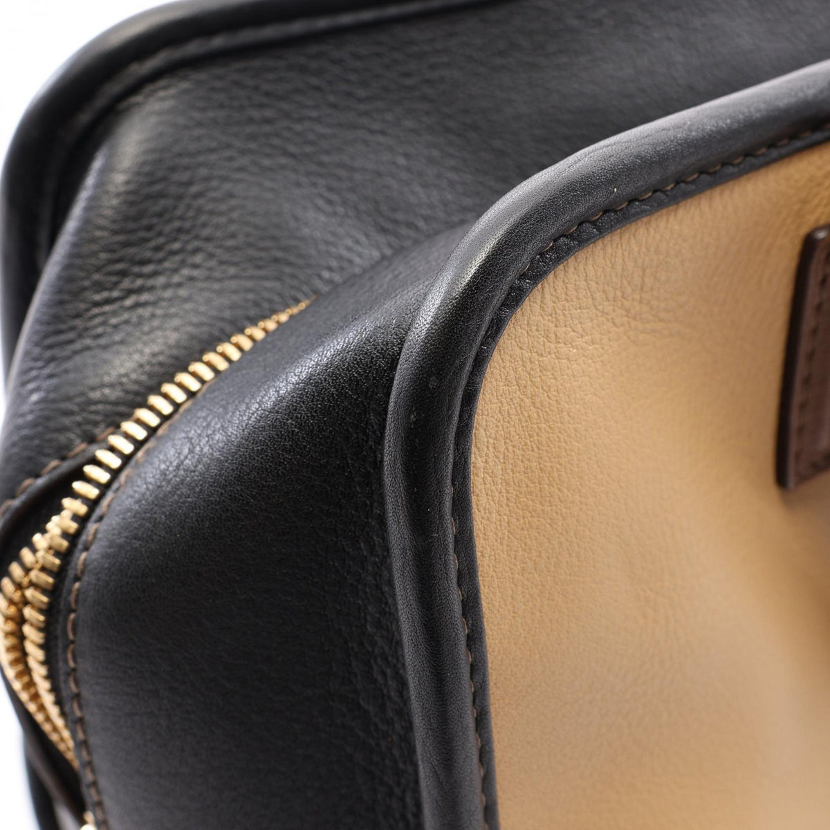 LOEWE Amazona 28 Leather Handbag