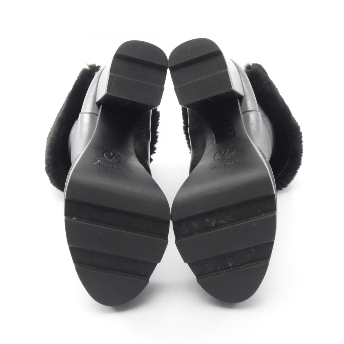 LOUIS VUITTON LV Beaubourg Shearling Boots Black Size 37