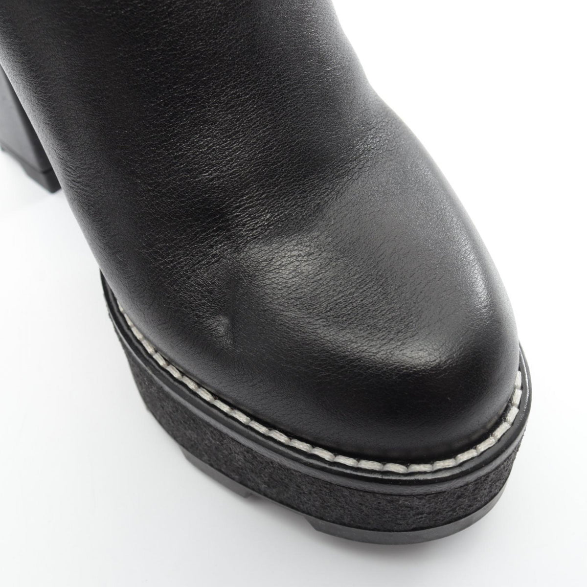 LOUIS VUITTON LV Beaubourg Shearling Boots Black Size 37