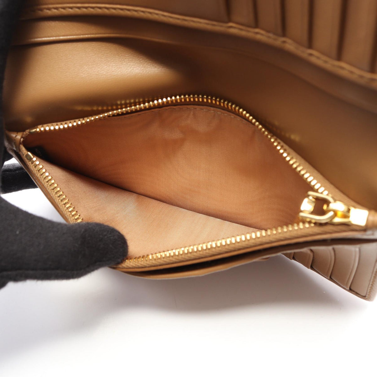 Miu Miu Matelassé Leather Wallet Brown