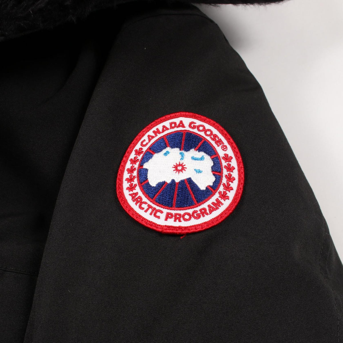 CANADA GOOSE BRONTE PARKA Hooded Down Jacket Black Size S