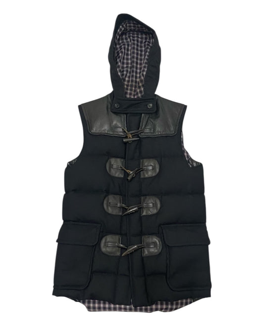 JUNYA WATANABE MAN Hooded Puffer Vest Toggle Black
