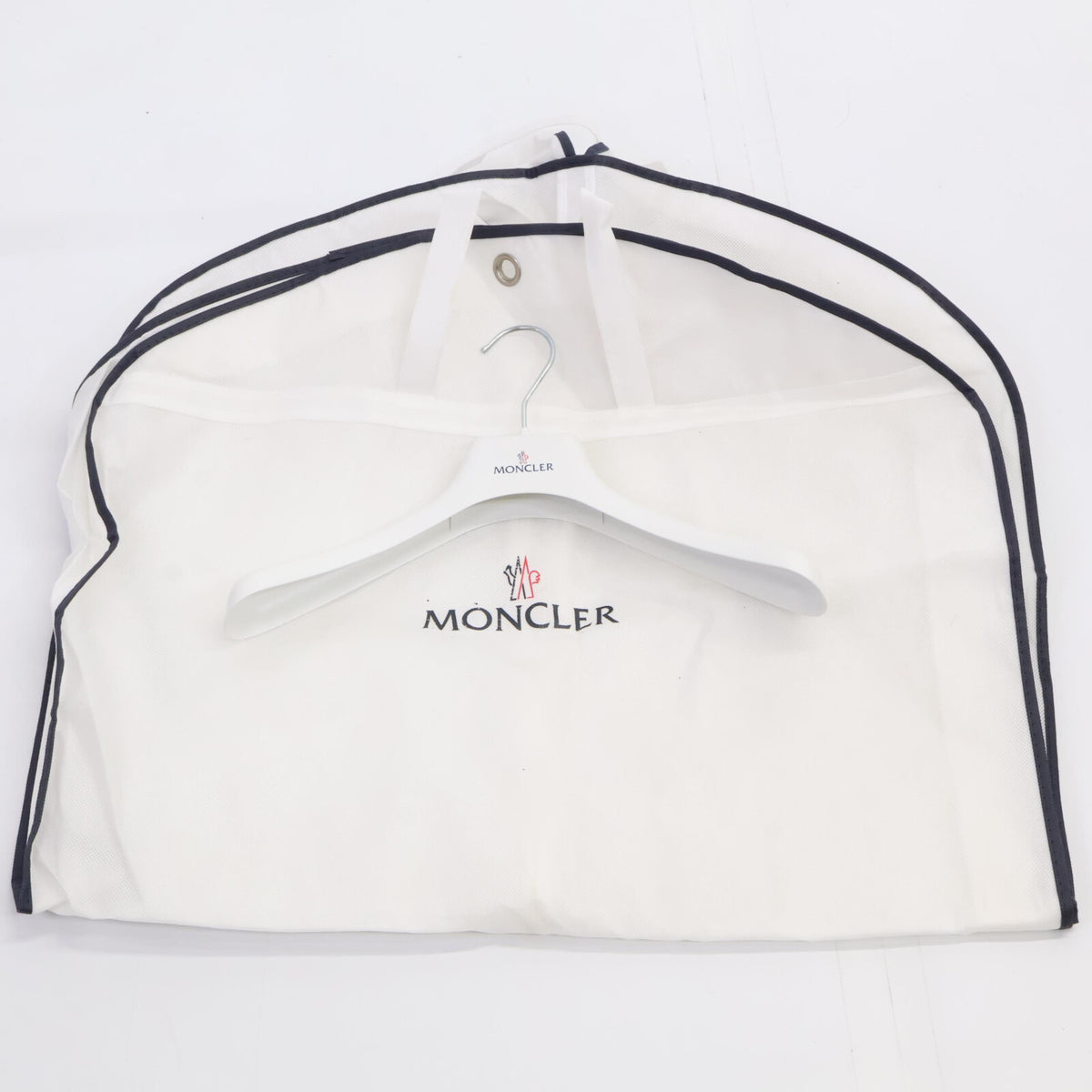 MONCLER LAVEDA Rubber Logo Down Jacket Black Size 4