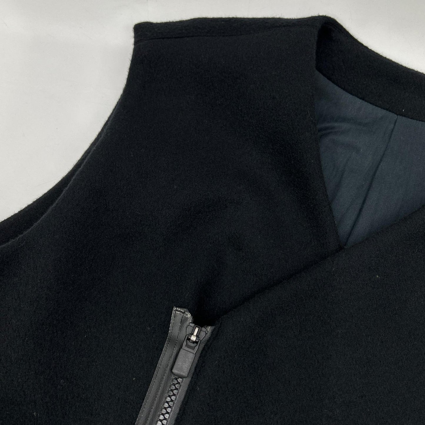 semoh 24SS Black Wool Zip-Up Vest Size