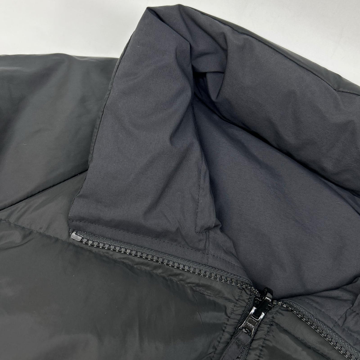 TRADITIONAL WEATHERWEAR Black Reversible Down Jacket Size 40