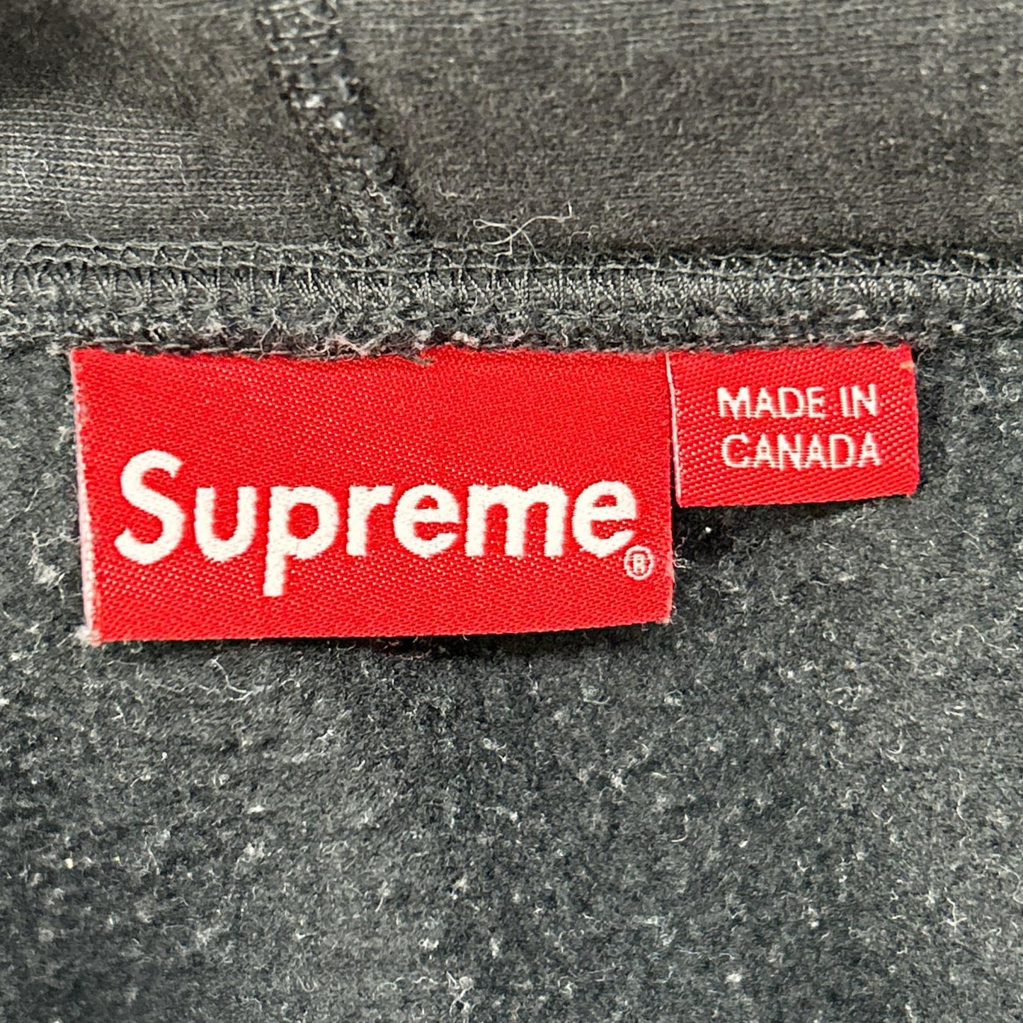 Supreme Black Small Box Logo Size L