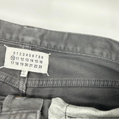 Maison Margiela 2017 Gray Button Fly Denim Jeans Size 30