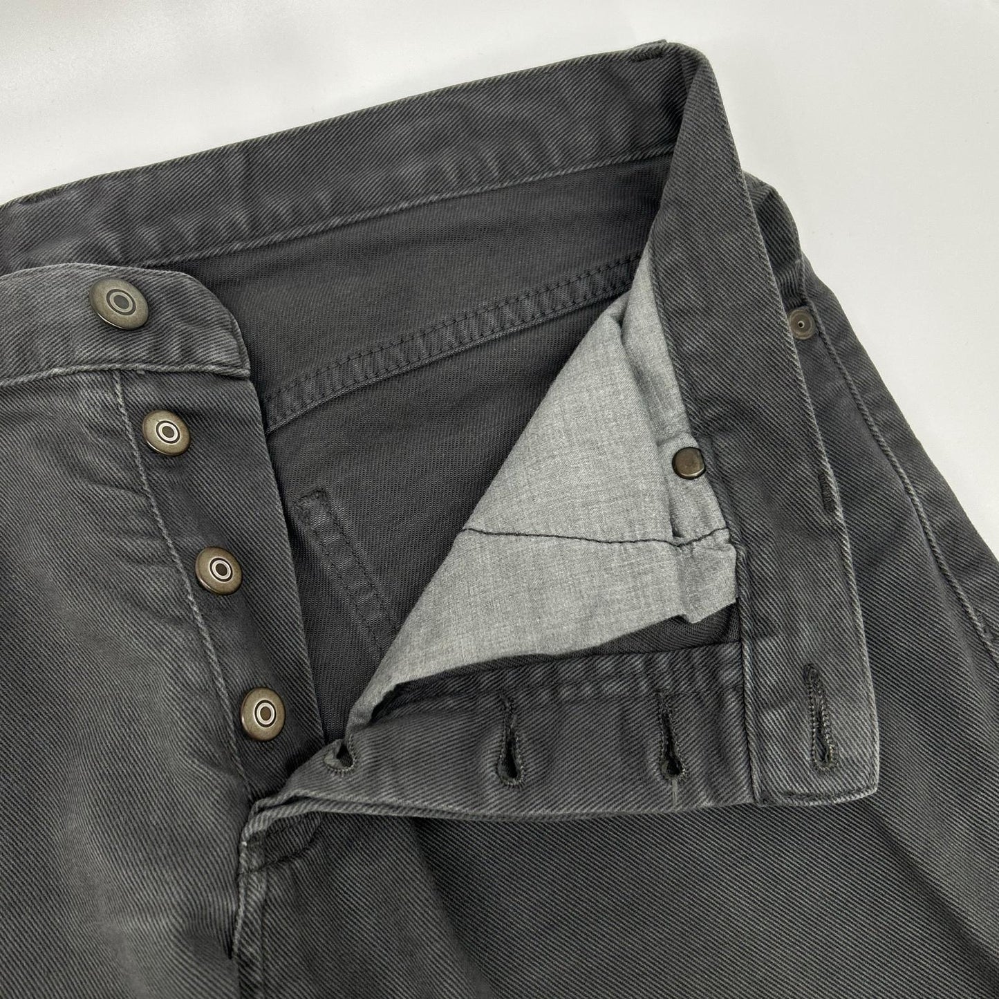 Maison Margiela 2017 Gray Button Fly Denim Jeans Size 30