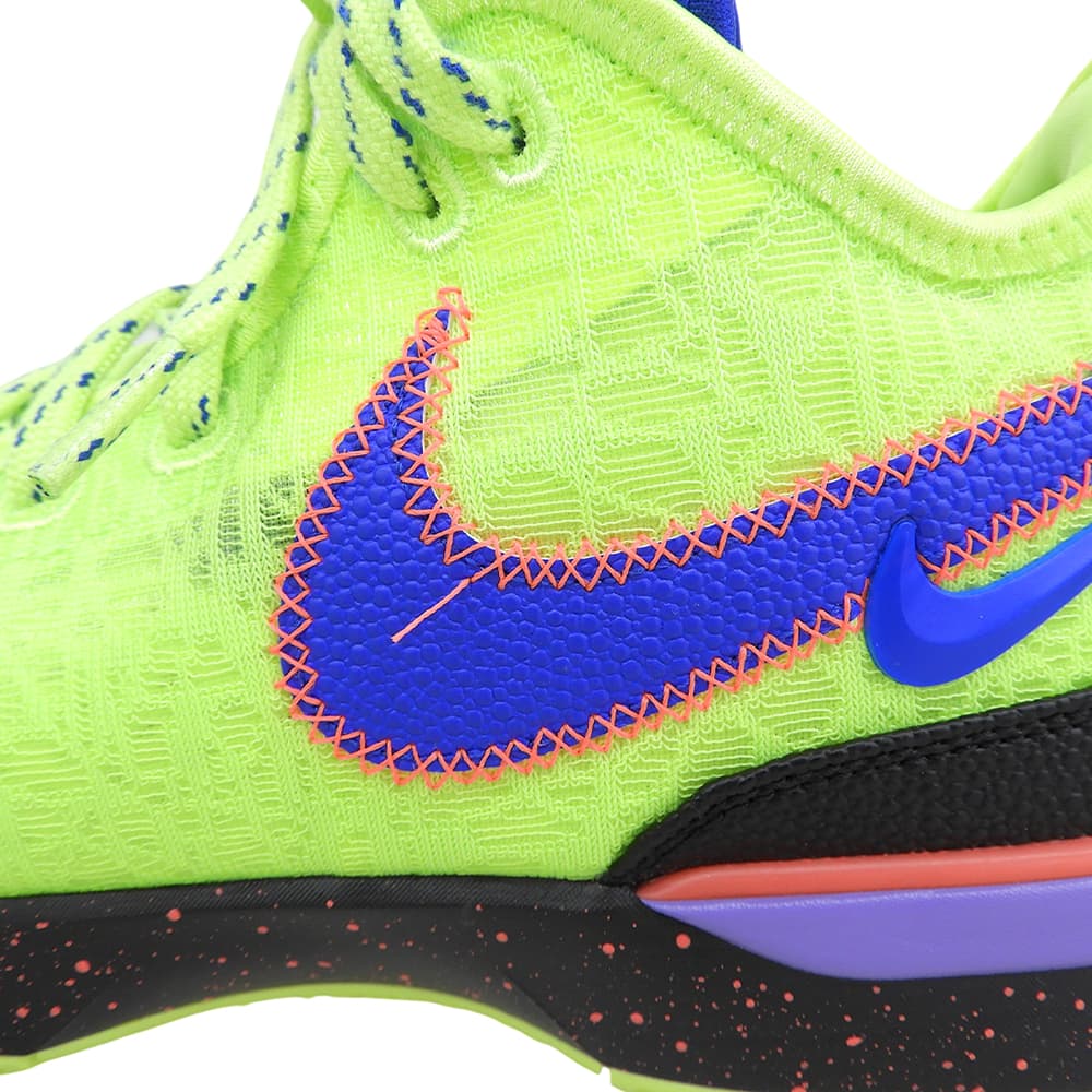 NIKE Zoom LeBron NXXT Green Sneakers Size 7.5(US)